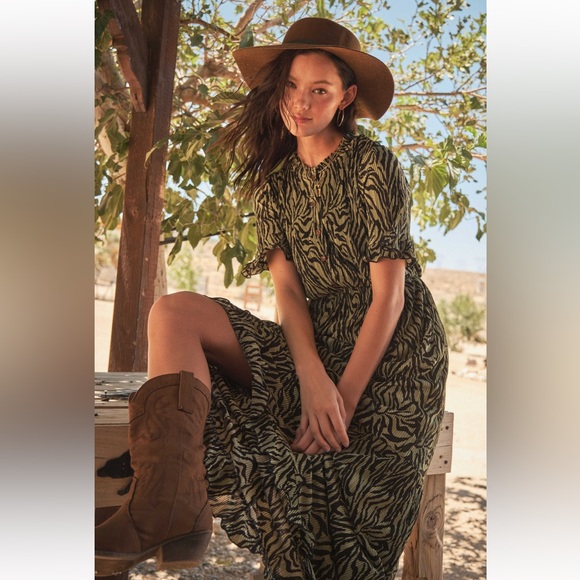 Beautiful Boho Floral Print Striped Velvet Maxi Dress - Picture 6 of 6